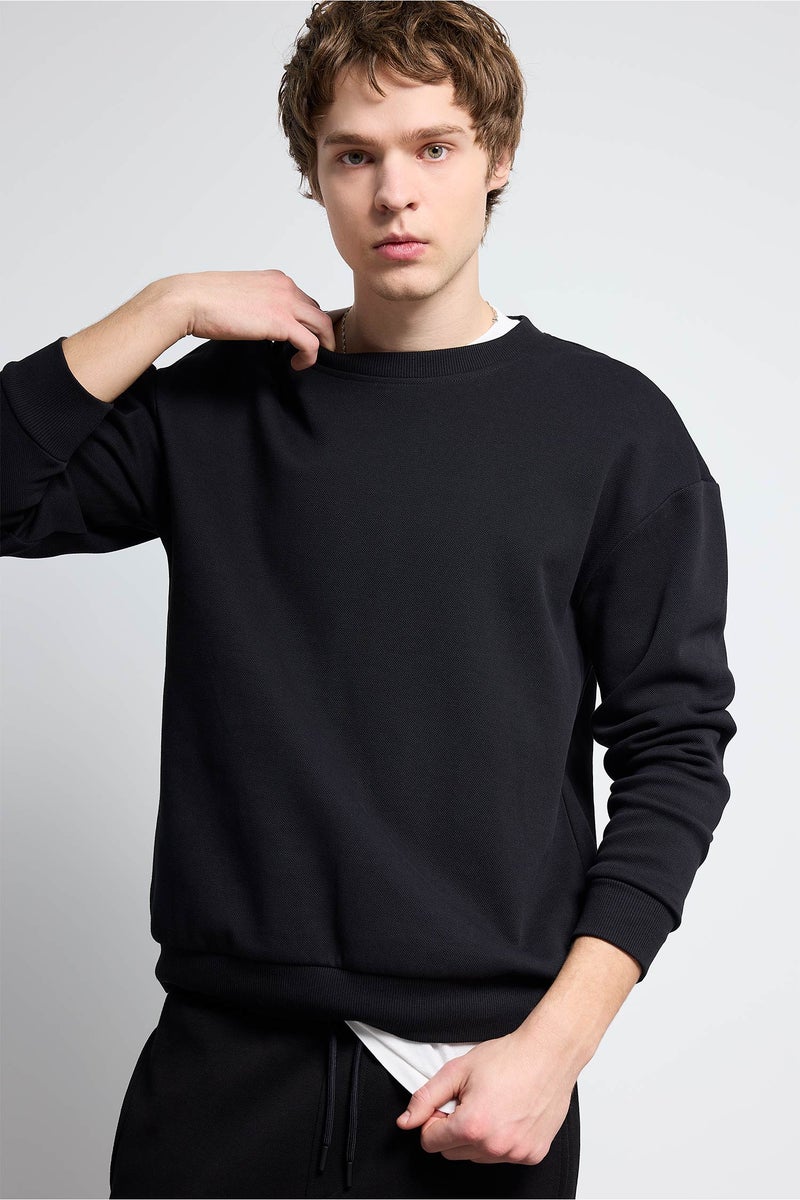 DeFacto Black Man Boxy Fit Pique Sweatshirt Casual - Image 1